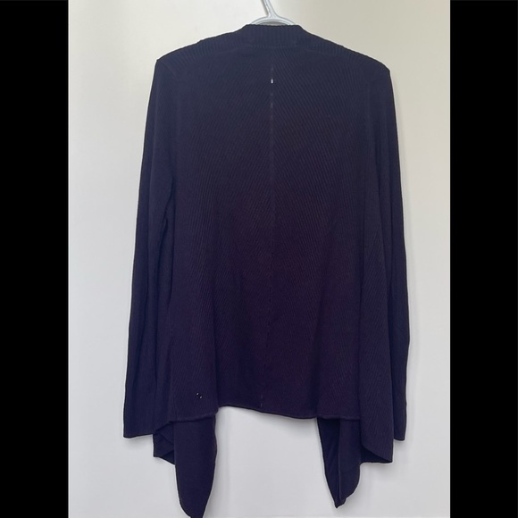 Lululemon Resolution Wrap - Picture 3 of 8